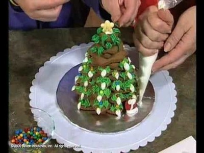 Learn How to Decorate Gingerbread for All Seasons