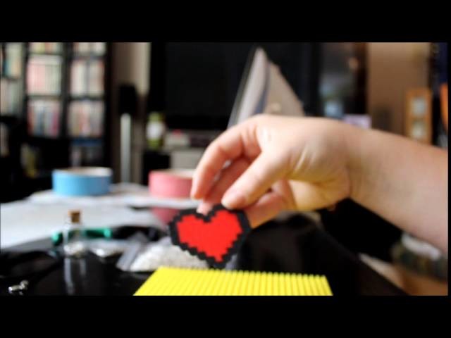 DIY 8 bit heart necklace