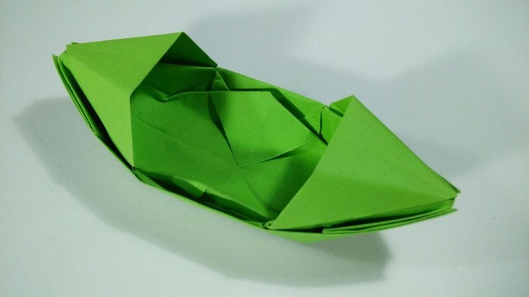 How to make a paper boat - Easy origami