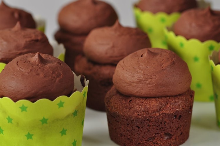 Brownie Cupcakes Recipe Demonstration - Joyofbaking.com