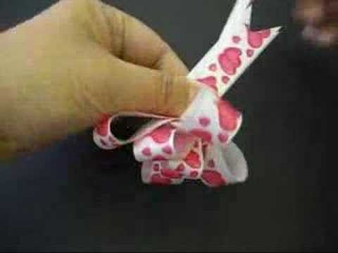DIY ribbon bow
