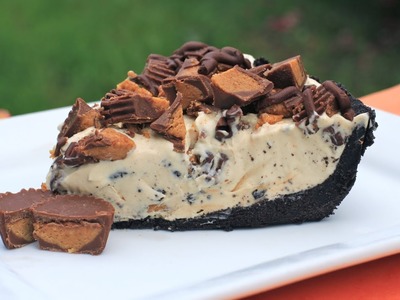 Frozen Reese's Pie AKA "That Cookout Pie"
