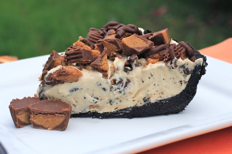 Frozen Reese's Pie AKA "That Cookout Pie"