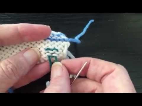How to Knit - Weaving in Ends in Stockinette Stitch