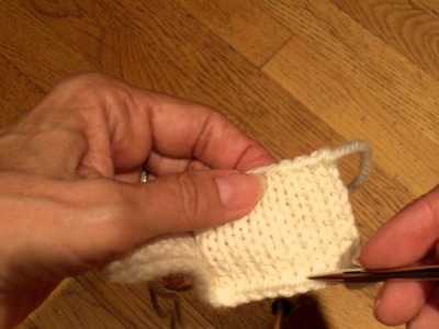 Picking Up Stitches on a Cast On Edge--Tip of the Week--6.12.15