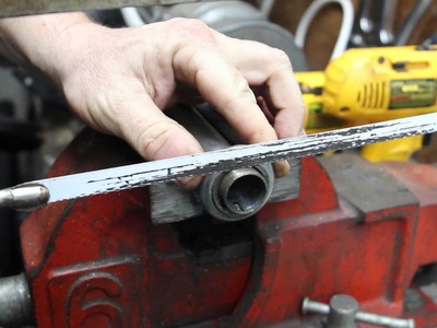 Carbon Fork Cutting - How To DIY Bike Repair - BikemanforU