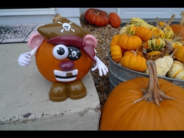 Mr. Potato Head Pumpkin Push-In by Playskool