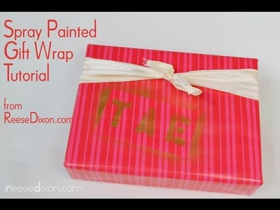 Christmas gift wrapping ideas: Spray Painted Wrapping!