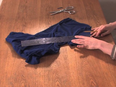 How to Cut Up a Boat Neck T-Shirt : DIY Shirt Designs