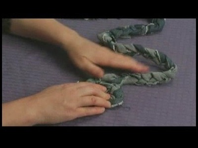 Making Area Rugs From Recycled Jeans : Braided Jeans Rug: Setting up for Coiling