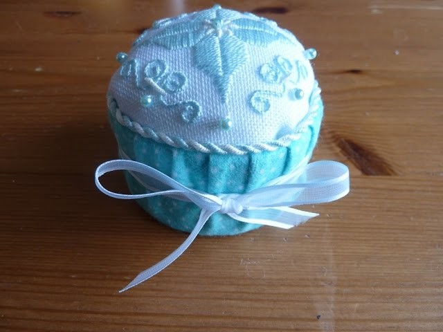 How to finish a small piece of needlework into a cupcake