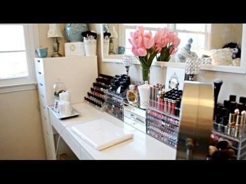 Makeup Collection that formed over 1 year! (2014 makeup collection)