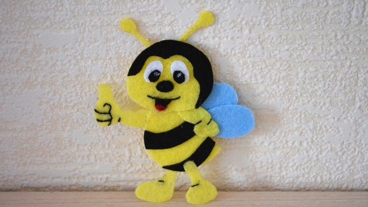 Make a Cute and Simple Felt Bee - DIY Crafts - Guidecentral