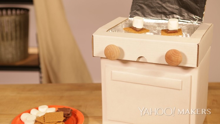 A DIY Solar-Powered Easy Bake Oven For The Best S'mores Under the Sun