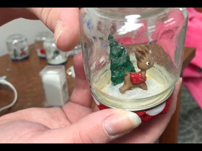 Cheap And Easy DIY Holiday Snow Globes