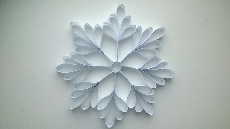How To Make A Paper Snowflake - DIY Crafts Tutorial - Guidecentral