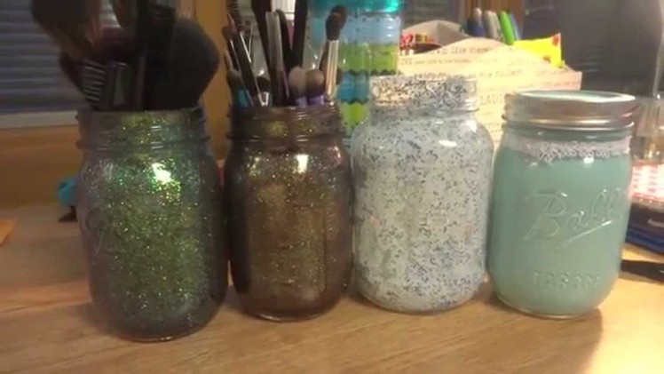AS SEEN ON PINTEREST: DIY Glitter Mason Jars
