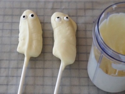 Frozen Booonana Banana Pops for Halloween - DIY Recipes for Kids