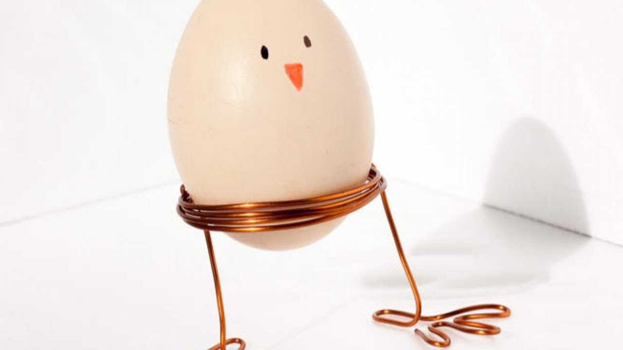 Make A Cute Wire Egg Stand Diy Ekma O 