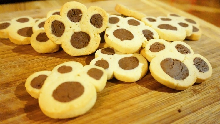 Make Cute Bear Footprint Cookies - DIY Food & Drinks - Guidecentral