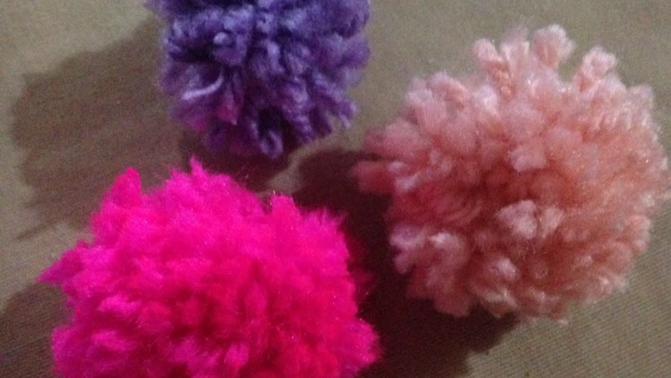 How To Make A Pom-Pon In Only One Minute - DIY Crafts Tutorial - Guidecentral