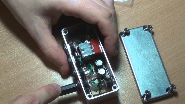DIY Guitar Pedal Power Filter & Regulator - Build Report