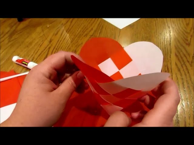 How to Make Julehjerter - woven Danish Christmas hearts (ornament baskets)