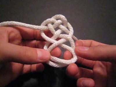 How to Tie the Etyszkiety Knot by TIAT