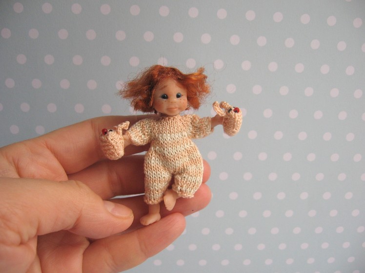 OOAK miniature Baby Girl 1:12 Beweglich Handgemacht - Dollhouse Polymer Clay doll Handmade