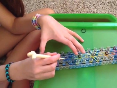 How to make a rainbow loom starburst bracelet
