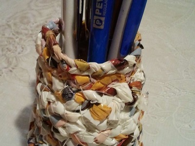 How To Make A Woven Plastic Bag Pencil Holder - DIY Home Tutorial - Guidecentral