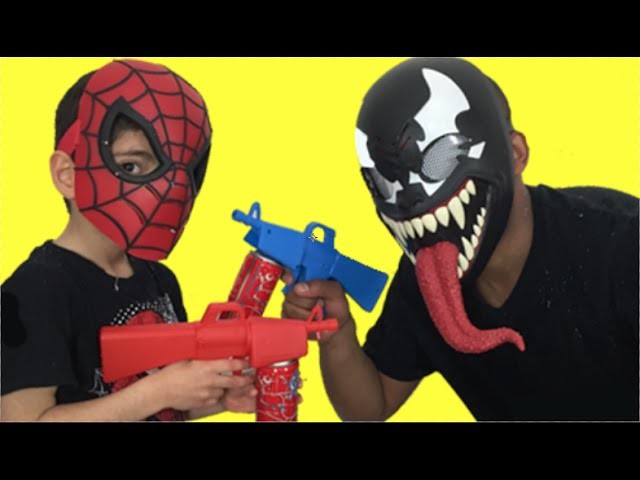 Spiderman vs Venom (Black Spiderman. Carnage) New Toys Fighting Video 2015 – Web Fluid