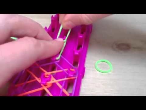 How to make a Cra-Z-Loom. Rainbow Loom Flower Ring