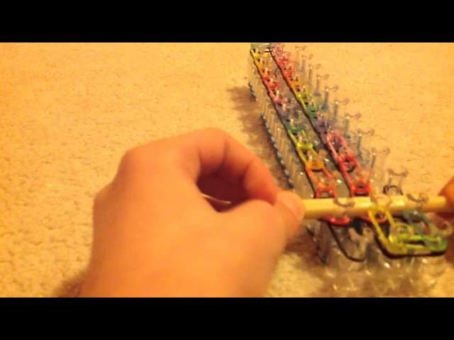 Rainbow loom single cap link chain (favorite bracelet)
