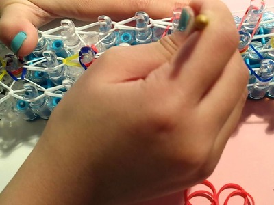Using Rainbow Loom Rubber Bands to Create an Icecream Bracelet