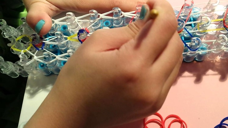 Using Rainbow Loom Rubber Bands to Create an Icecream Bracelet