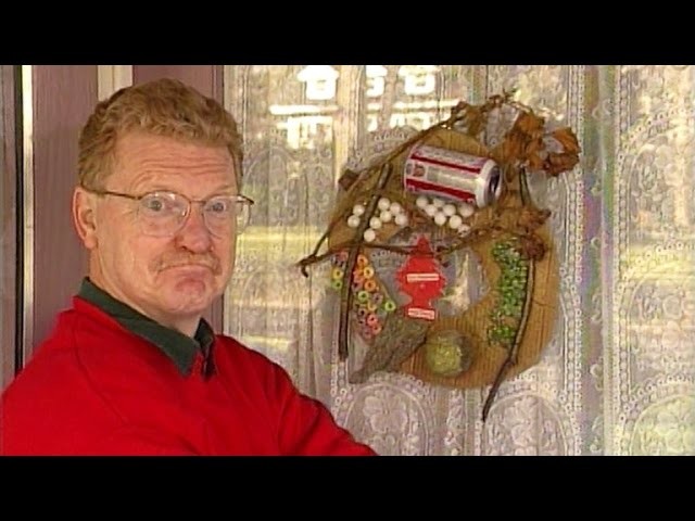 From the archives: Bill Geist channels Martha Stewart for Christmas
