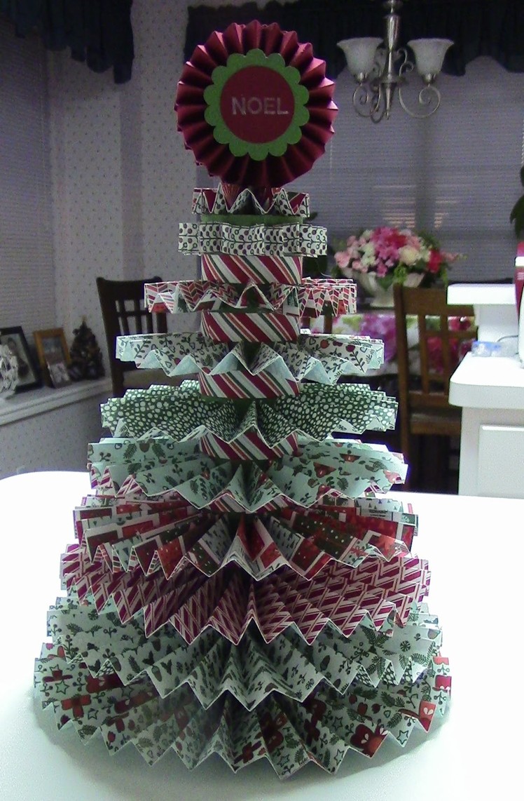 Rosette Christmas Tree