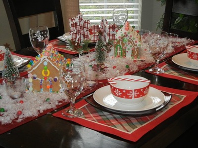 DIY CHRISTMAS Gingerbread Tablescape: CHEAP and EASY!