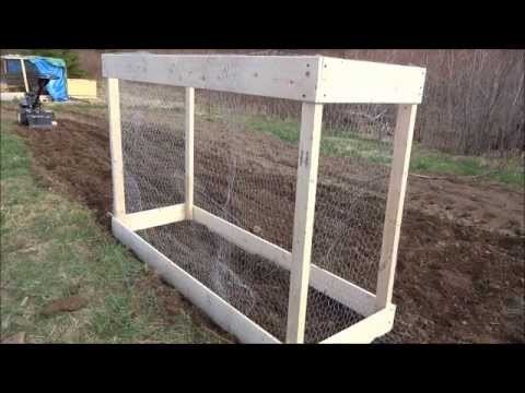 DIY Raised garden beds with chicken wire for climbers made on a frugal budget
