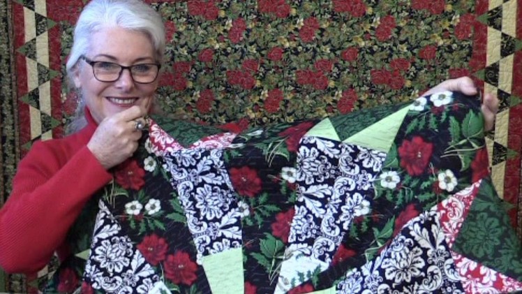 Free Pattern for a Christmas Tree Skirt. Round Tablecloth