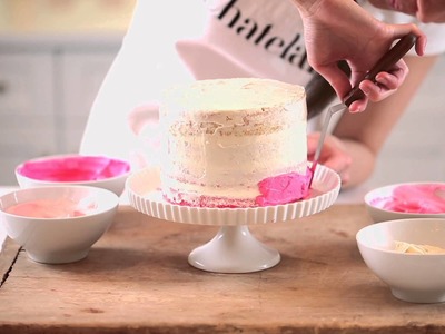 How to frost a cake in pink ombré