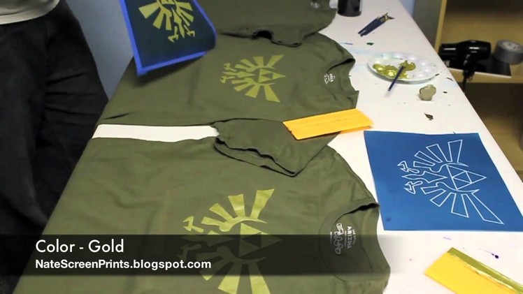 ITS EASY TO SCREEN PRINT MORE THAN ONE SHIRT AT A TIME!