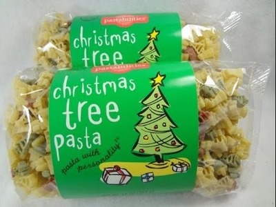 How to make Christmas Pasta Tree + M&Ms