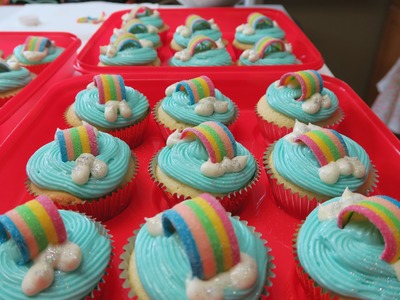 Rainbow Dash Cupcakes
