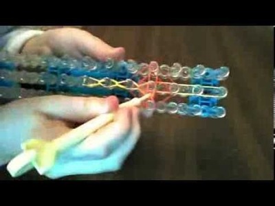 Rainbow Loom Square Starburst Ring