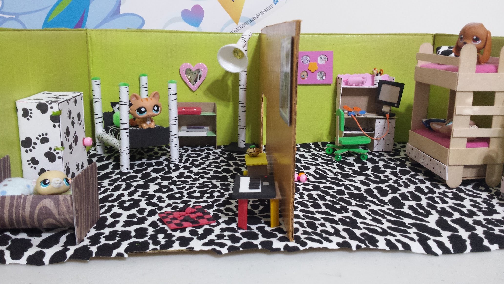 How to Make LPS Dollhouse Bedrooms: Doll DIY