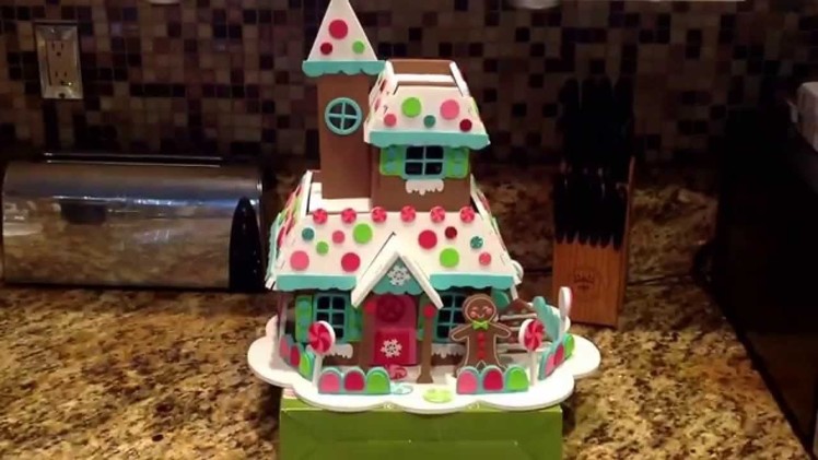 Christmas DIY Gingerbread House