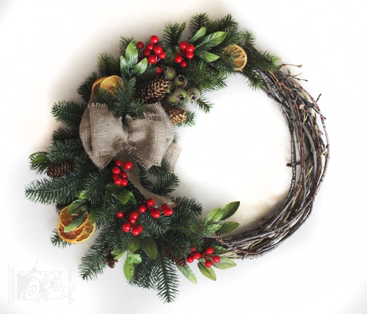 DIY Christmas decorations: How to make a Christmas wreath - DIY Christmas wreath tutorial