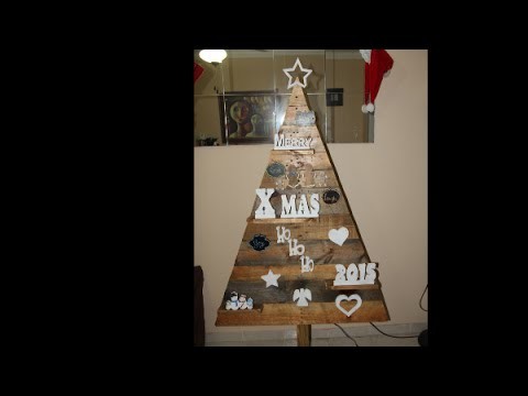 DIY Wood Pallet  Christmas Tree and Ornaments